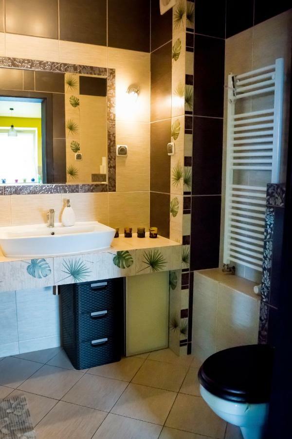 Apartamento Rainbow Z Prywatnym Parkingiem Bielsko-Biała Exterior foto